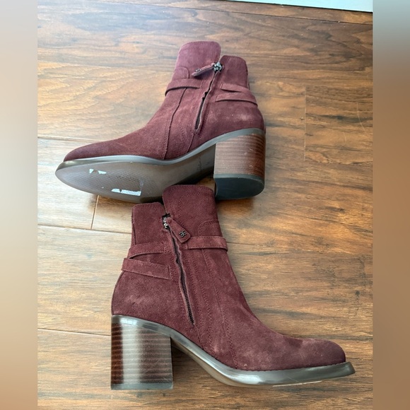 NWOT Sam Edelman Maroon Ankle Booties with Buckle Detail-Size 6 - Picture 9 of 13